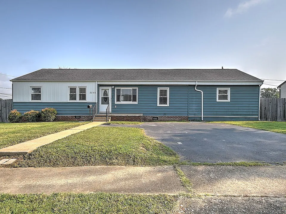 2361 Hiwassee Dr