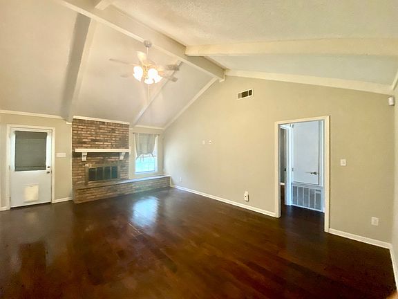 4th image of 8509 Woodhill Ln