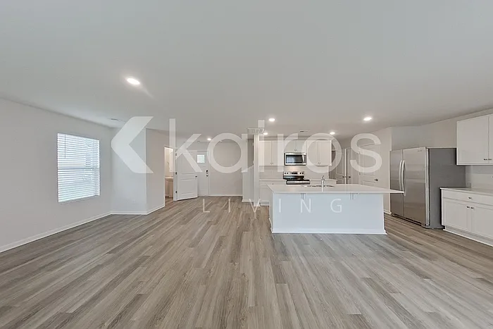 133 Overstreet Way — Photo 8