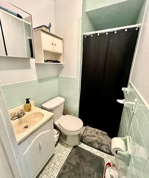 31 Thacher St #5R — Photo 6