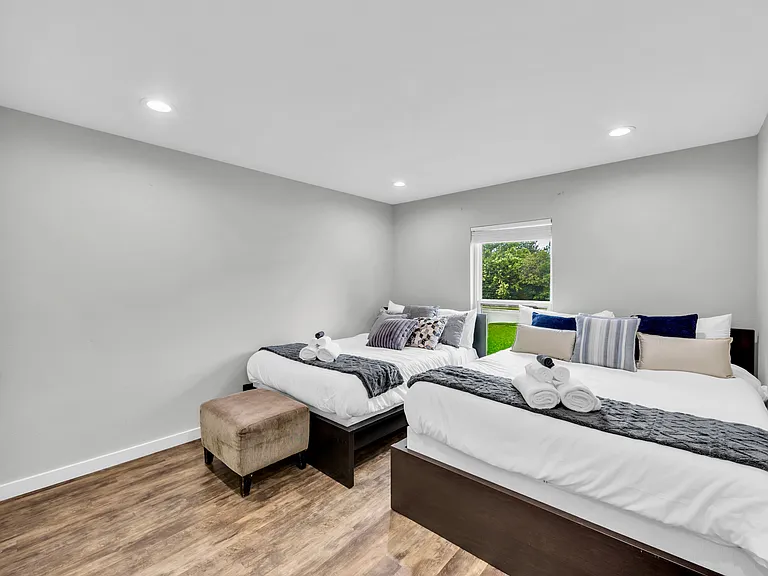 1005 Cambridge Dr — Photo 15
