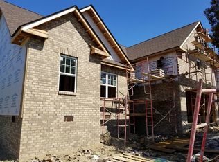 517 Twyla Dr, Lebanon, TN 37087