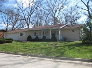 1195 Bonnie Brae Ln, Lake Geneva, WI 53147