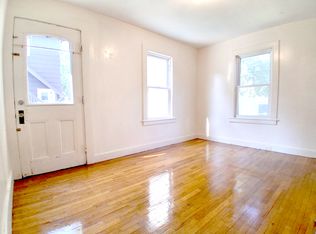 39 West St #A, Northampton, MA 01060