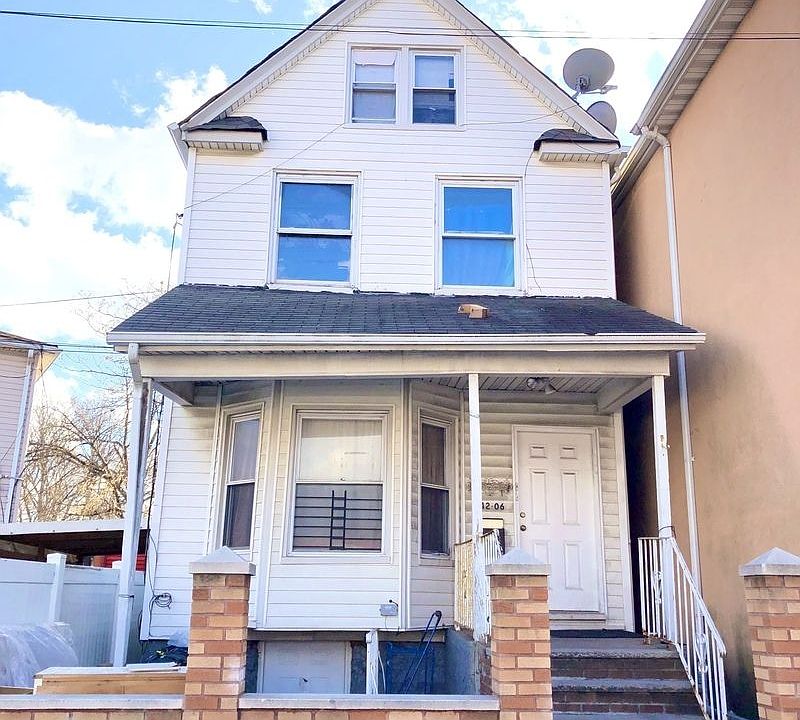 2nd image of 14206 Liberty Ave