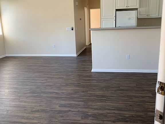 4th image of 12349 Creekview Dr Unit 70