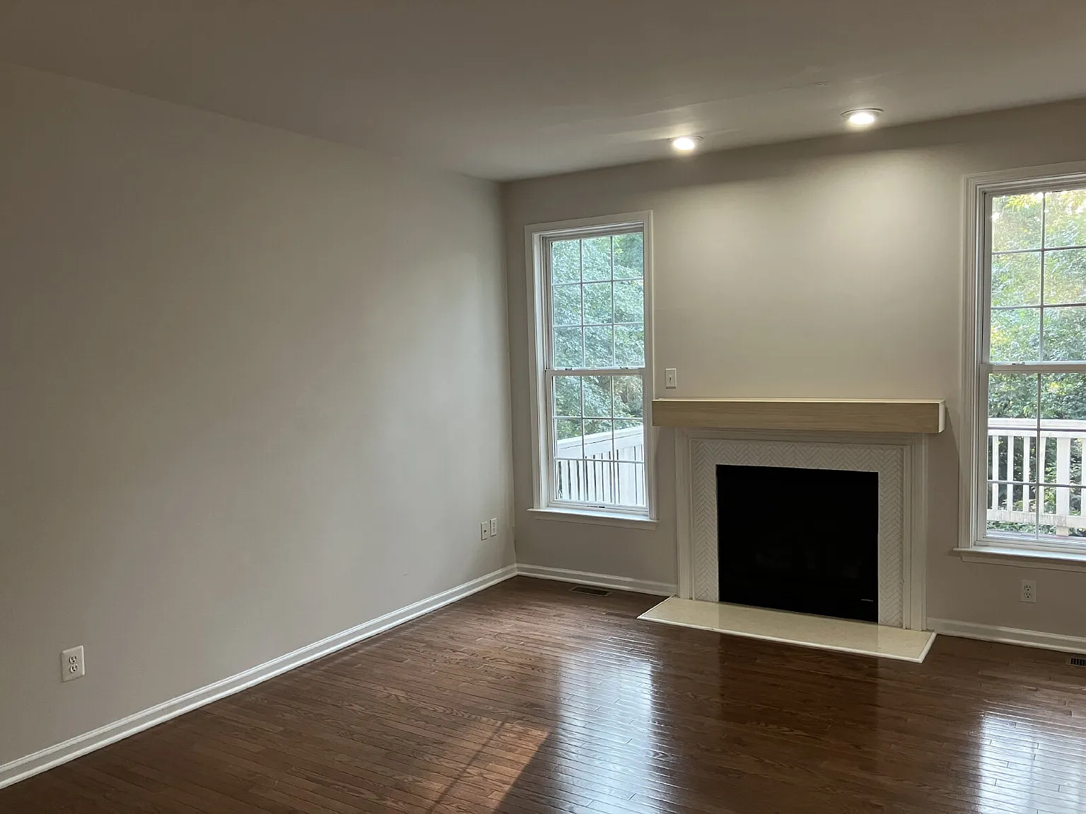 3 bed, 2.0 bath, 2900 sqft, $3,550 — Photo 4