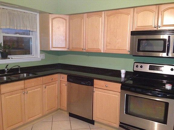4th image of 6450 S New England Ave APT 3A