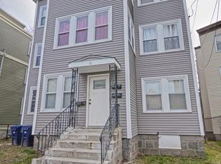 11 Dyer St, Dorchester, MA 02124