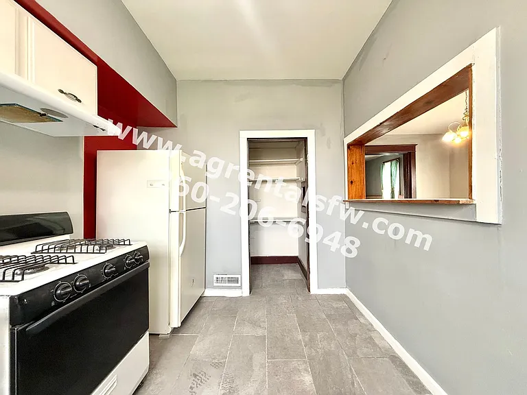 116 E Pontiac St — Photo 16
