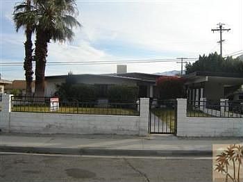 1st image of 365 W Avenida Cerca