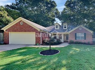 2714 Cedar Bluff Dr, Nesbit, MS 38651