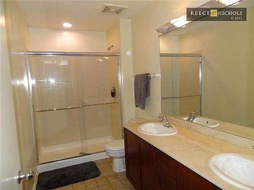 4th image of 2015 Grand Ave Unit 524