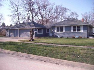 207 Lawler St, Emmetsburg, IA 50536