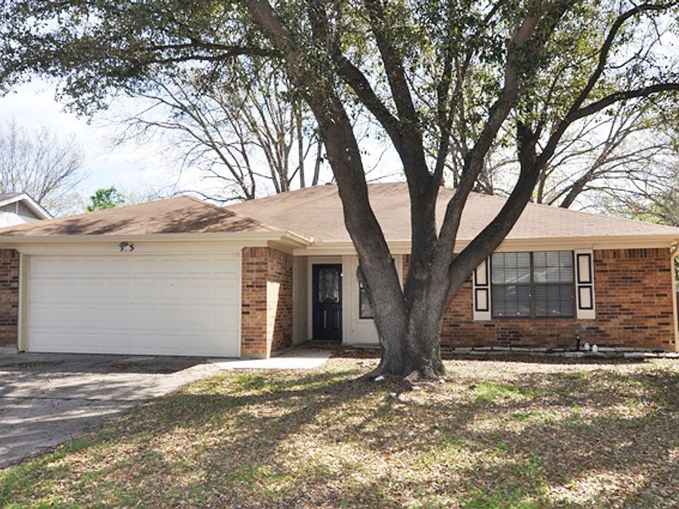 405 Blue Ridge Trl, Saginaw, TX 76179 Zillow