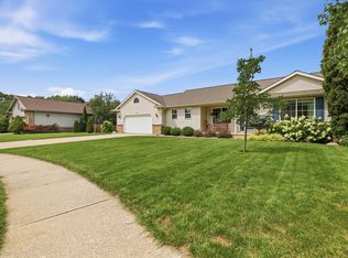 2913 Belle Meadow Dr SW, Byron Center, MI 49315