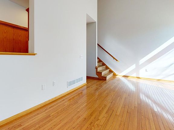 3rd image of 900 67th St Unit 606