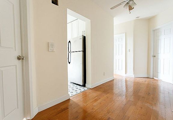 5th image of 611 W 171st St APT 41