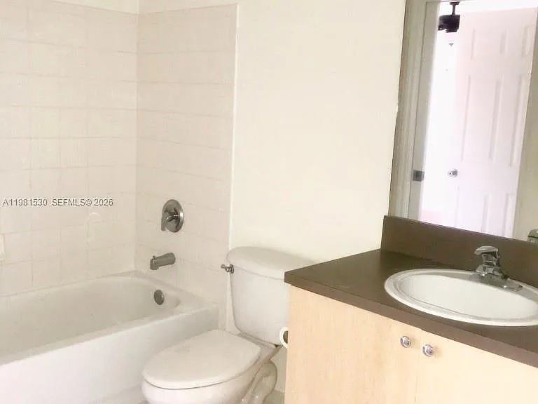 2991 NE 185th St — Photo 5