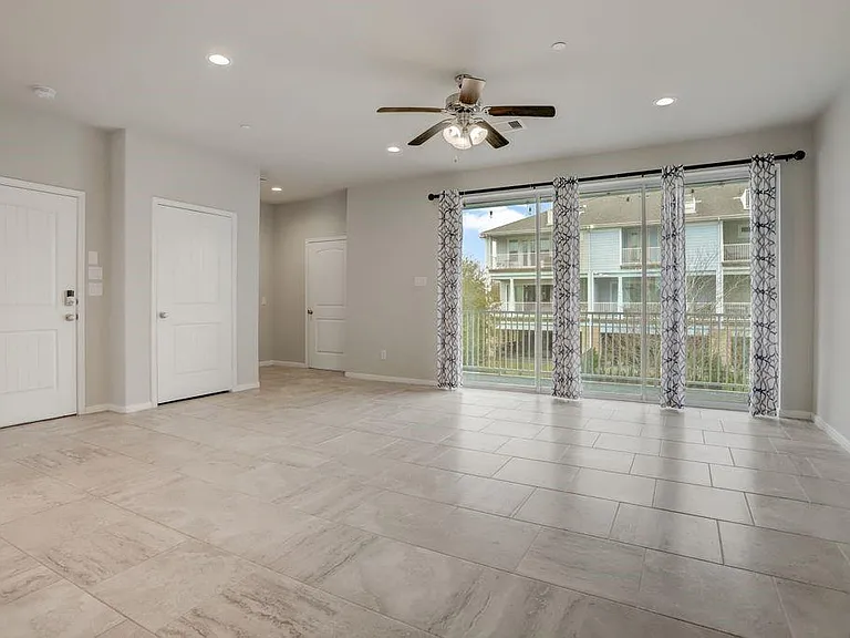 2714 Veranda Fls — Photo 6