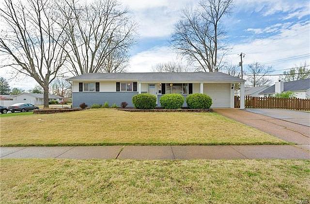 1st image of 2825 Morris Dr