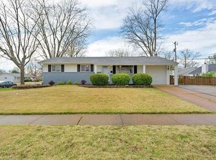 2825 Morris Dr, Florissant, MO
