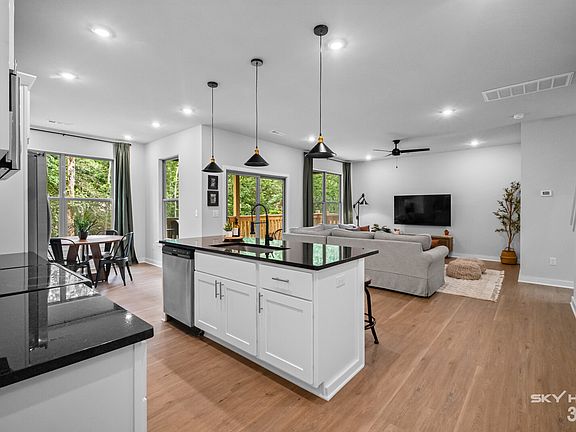 5th image of 3 Kilham Ln