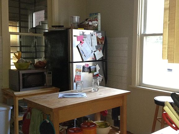 4th image of 3448 W Drummond Pl