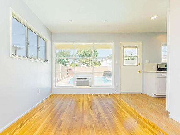 4th image of 8700 Katherine Ave