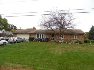 353 Estes St, Gurnee, IL 60031