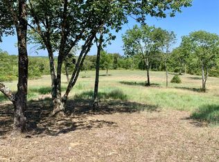 65 Rocky Top Dr, Gainesville, TX 76240