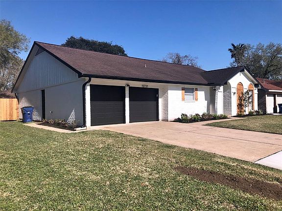4th image of 15731 Blackhawk Blvd