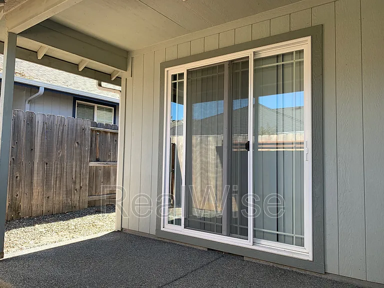 1675 George Tweed Blvd — Photo 14