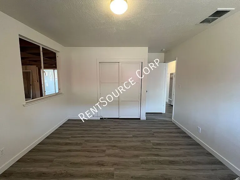 650 S Muriel Dr — Photo 15