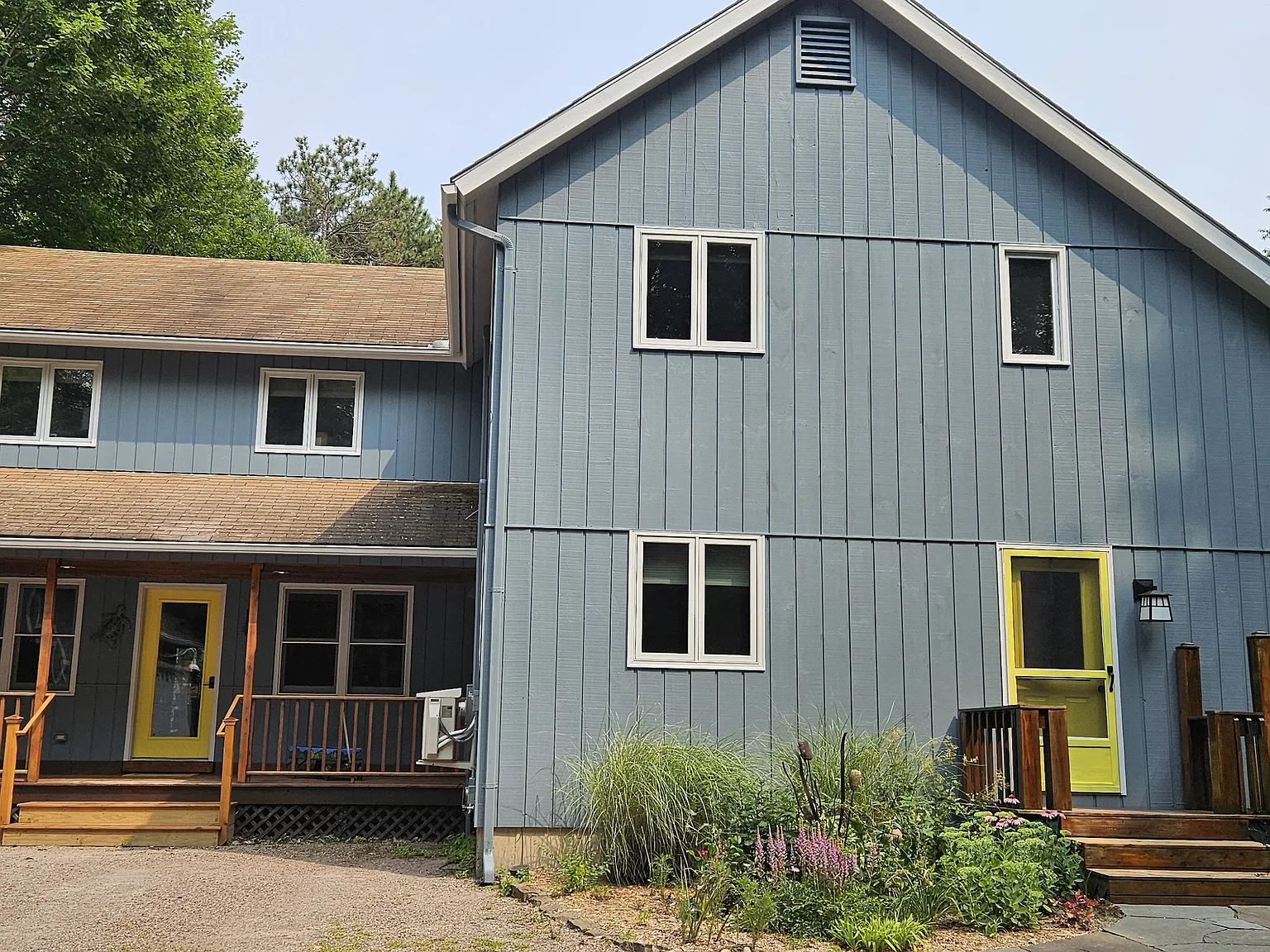580 Hidden Pines Cir — Photo 1