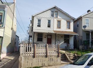 1249 Green St, Reading, PA 19604
