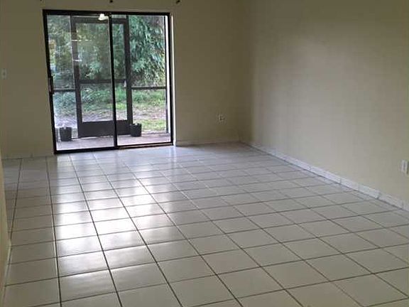 3rd image of 20735 NE 8th Ct APT 101-12