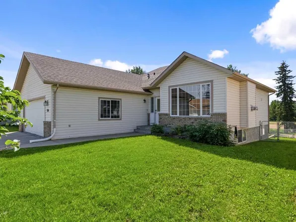 156 Park Dr N, Whitecourt, AB T7S 1T4