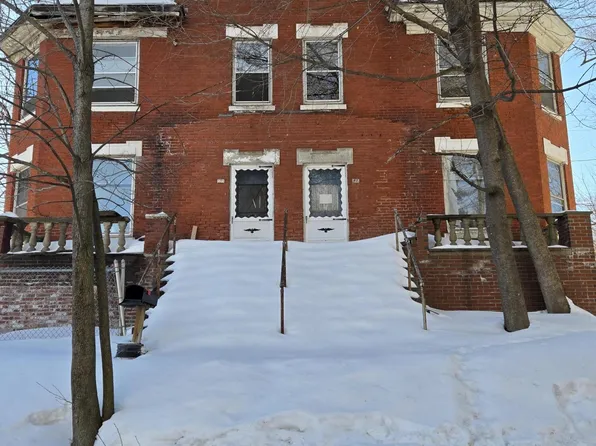 47 Urquhart Street, Rumford, ME 04276