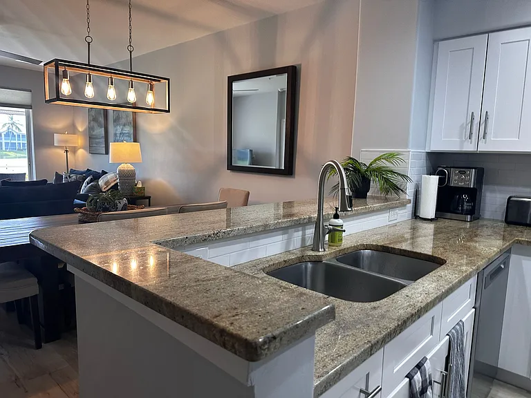 16421 Millstone Cir — Photo 12