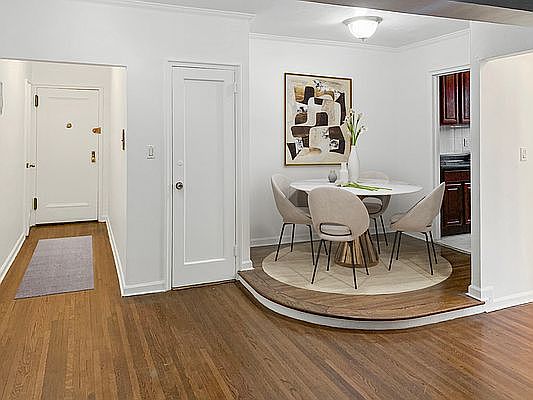 4th image of 1410 York Ave APT 6D