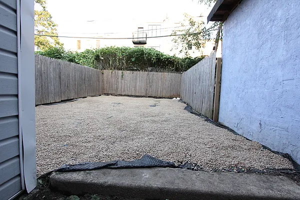 Rented by Prime Block Realty, LLC | media 24