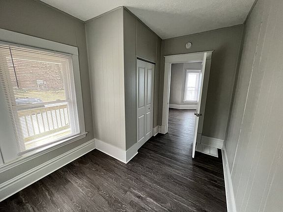 5th image of 815 Logan St SE #1