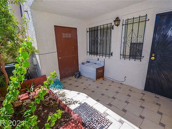 5th image of 3974 Bushnell Dr APT 58