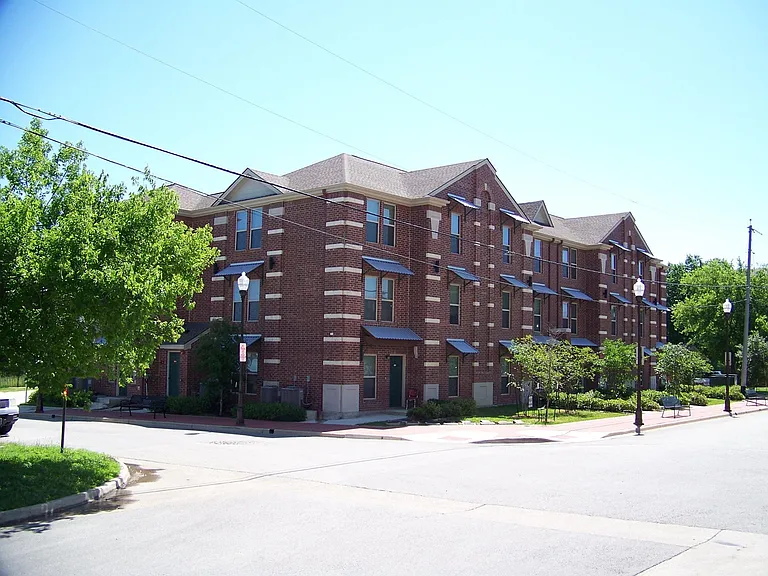 300 Spruce St #104 — Photo 15