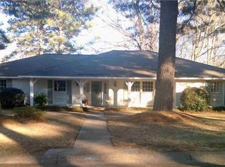5495 Briarfield Rd, Jackson, MS 39211