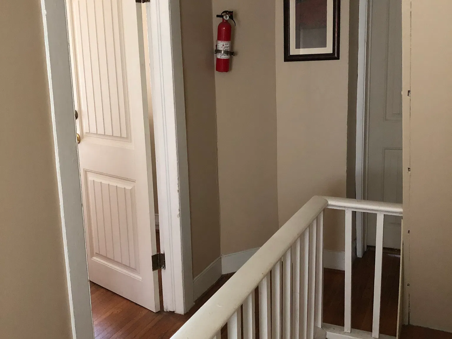 5 bed, 2000 sqft, $2,100 — Photo 1