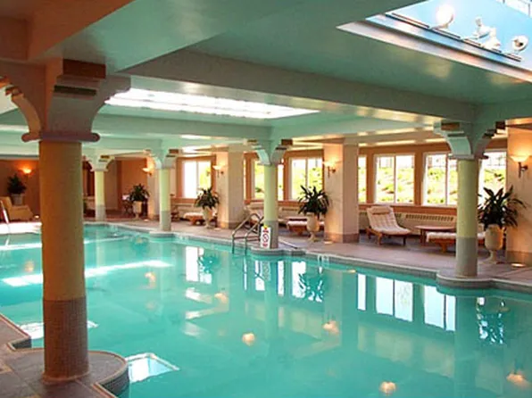 65 Oceana Drive East image 32 of 44