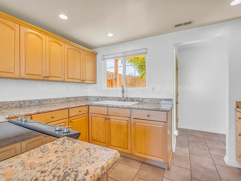 143 Seal Ct — Photo 13