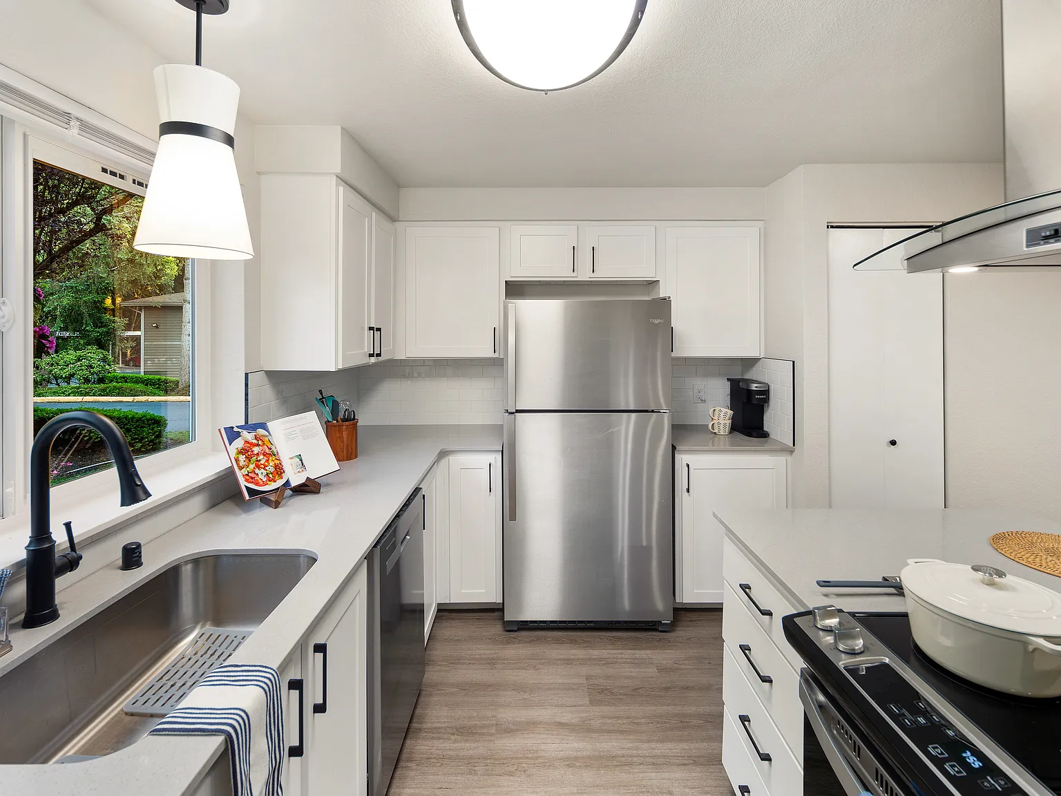 Westvue Apartments — Photo 3
